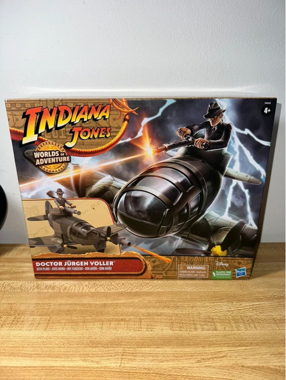 VTG Indiana Jones Worlds Adventure Plane Action Figure Set